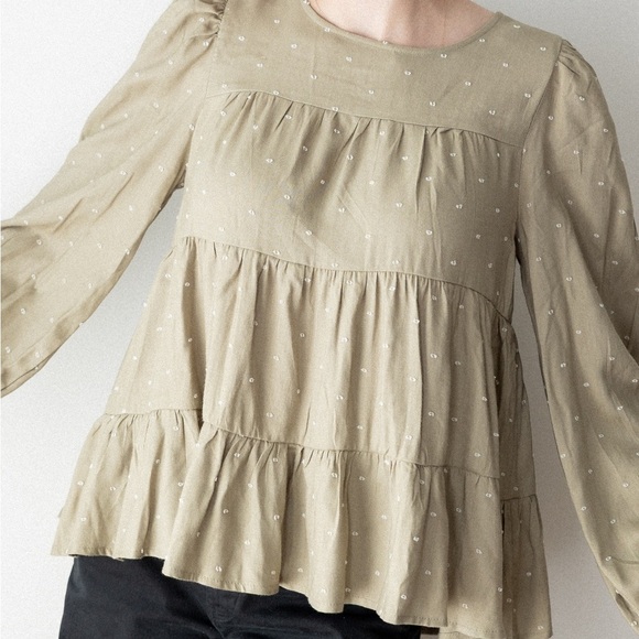 Blu Pepper Green Ruffle Blouse - Picture 1 of 6